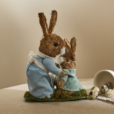 Статуэтка Embrace