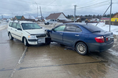 По вине пьяного водителя произошло ДТП в Сунтарском районе Якутии / ЯСИА   