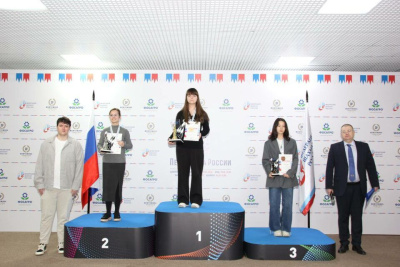 Якутянка Полина Пак завоевала бронзовую медаль первенства России по шахматным композициям / Майя Гоголева   