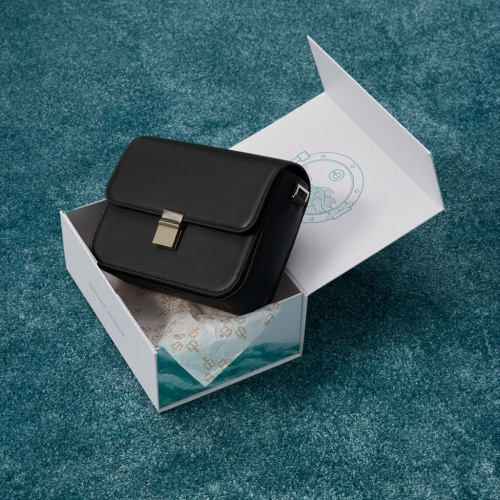 Коробка подарочная Верфь малая белая 250*180*95