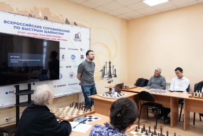 Гроссмейстер Игорь Лысый встретился с шахматистами в Якутске / Майя Гоголева Якутск Якутск Республика Саха (Якутия)