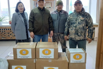 Коллектив Усть-Алданского филиала ГУП «ЖКХ РС (Я)» передал гуманитарную помощь в зону СВО / ЯСИА   