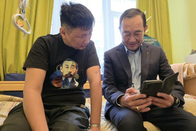 Айсен Николаев навестил якутских бойцов в санатории «Бэс Чагда» / ЯСИА   