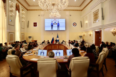 В Якутске обсудили защиту детей от деструктивного влияния в Сети / Мария Горохова Якутск Якутск Республика Саха (Якутия)