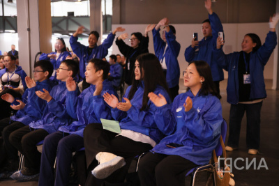 В Якутии состоялось торжественное закрытие форума «Волонтеров Победы» / Нарыйа Пахомова   