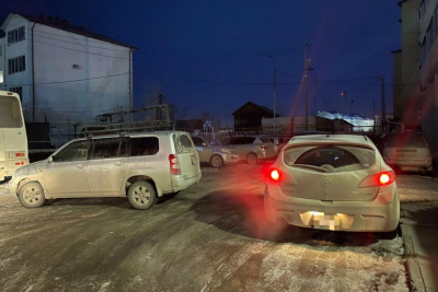 Пьяная женщина устроила ночью ДТП в Якутске / ЯСИА Якутск Якутск Республика Саха (Якутия)