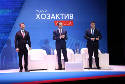 Глава Якутии работает в Мирном / ЯСИА   