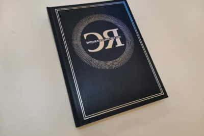 Презентован первый печатный том «Энциклопедии Якутии» / Нарыйа Пахомова Якутск Якутск Республика Саха (Якутия)