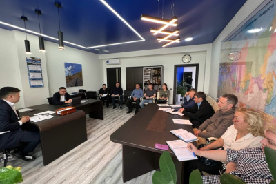 В представительстве «ЖДЯ» в Якутске обсудили вопросы организации грузовых перевозок / ЯСИА Якутск Якутск Республика Саха (Якутия)