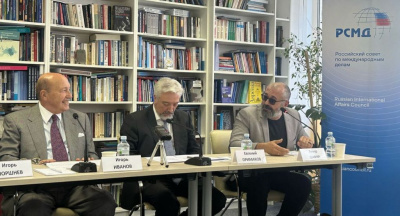 Секретарь СЖР Тимур Шафир принял участие в церемонии награждения победителей и финалистов Конкурса молодых журналистов-международников /    