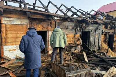 Два человека погибли при пожаре в частном доме в Якутске / ЯСИА Якутск Якутск Республика Саха (Якутия)