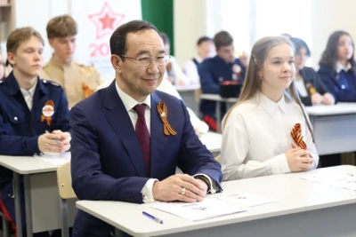 Глава Якутии Айсен Николаев написал «Диктант Победы» / ЯСИА   