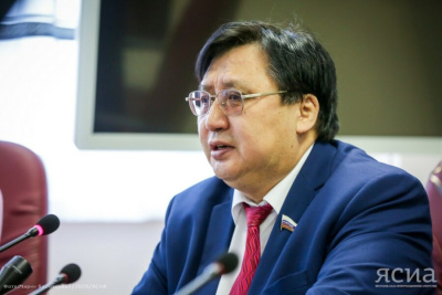 Вопросы, прозвучавшие на прямой линии, отражают интересы жителей Якутии / Николай Борисов   