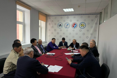 В Якутии обсудили развитие конного спорта в рамках проекта «Поколения Боотуров» / ЯСИА   