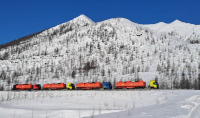 В районы Якутии доставили 554 тысячи тонн топлива автозимниками / ЯСИА   