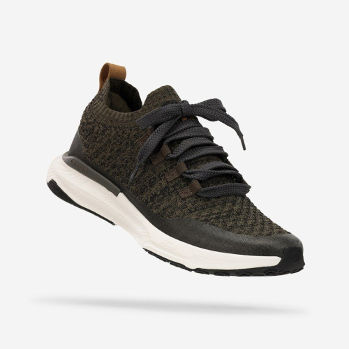 Кроссовки мужские Victory Core