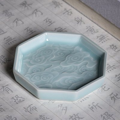 Блюдечко для туши "Хорошая примета" цвет: бледно-голубой