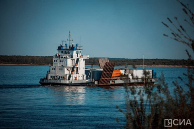 Паромную переправу Якутск — Нижний Бестях откроют в 20-х числах мая / Николай Борисов   