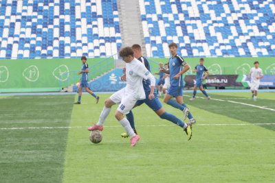 Команды Якутии откроют новый сезон Юношеской футбольной лиги / Дьулустаан Сергеев   