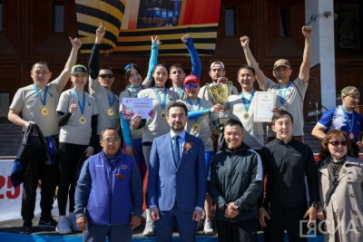 Названы победители эстафеты на призы газеты «Якутия» среди трудовых коллектив / Дьулустаан Сергеев   