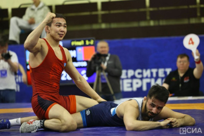 Четыре борца из Якутии стали призёрами чемпионата России среди студентов / Дьулустаан Сергеев   