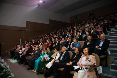 Построенный на средства АЛРОСА культурный центр в селе Майя собирает полный аншлаг / ЯСИА   