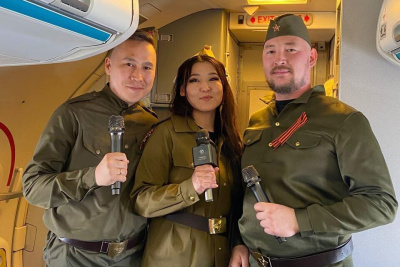 «Рейс Победы»: авиакомпания «Якутия» устроила праздничный полёт к 80-летию Победы / ЯСИА   