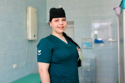 «Люблю проявляться во всех сферах»: медсестра из Якутии создала мини-сад с розами / Саина Титова   